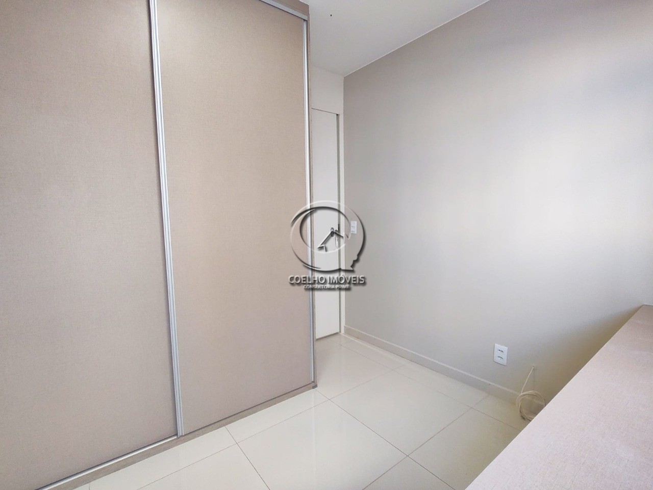 Apartamento para alugar com 3 quartos, 93m² - Foto 12