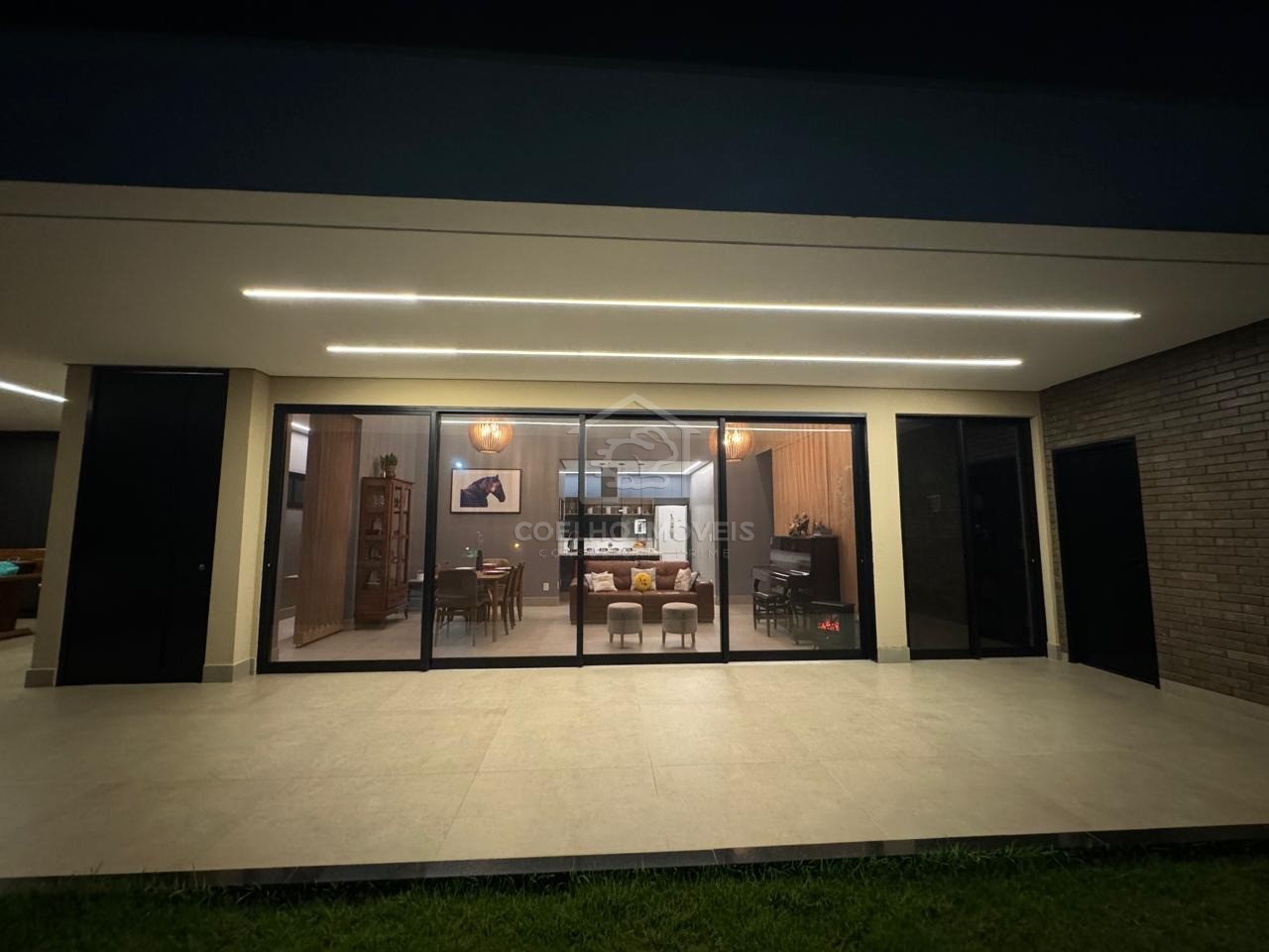 Casa à venda com 3 quartos, 798m² - Foto 3