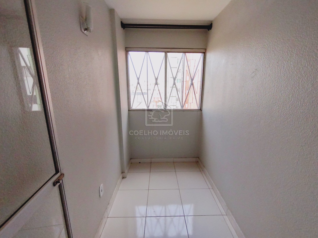 Apartamento à venda com 2 quartos, 60m² - Foto 11