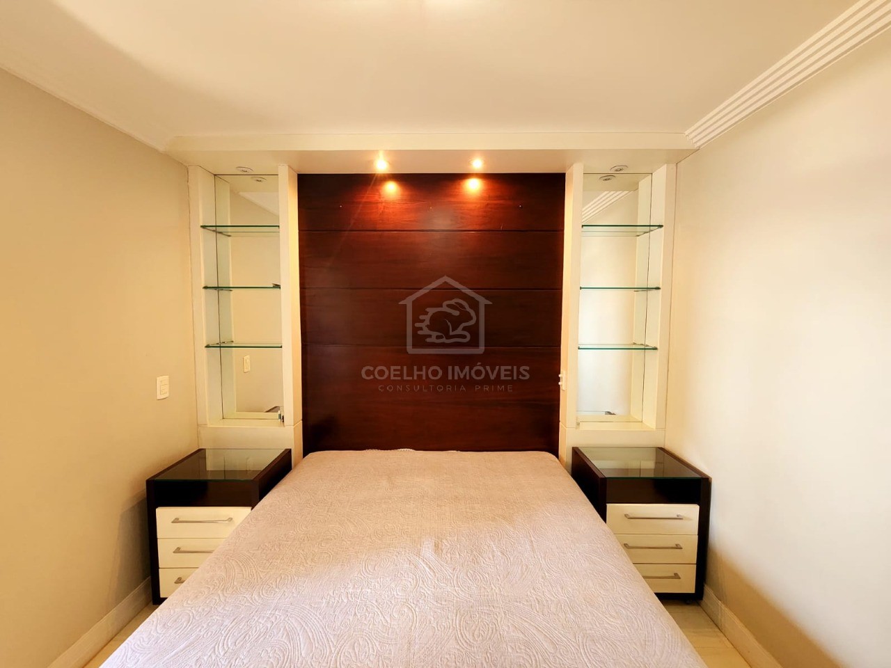 Apartamento à venda com 4 quartos, 105m² - Foto 10