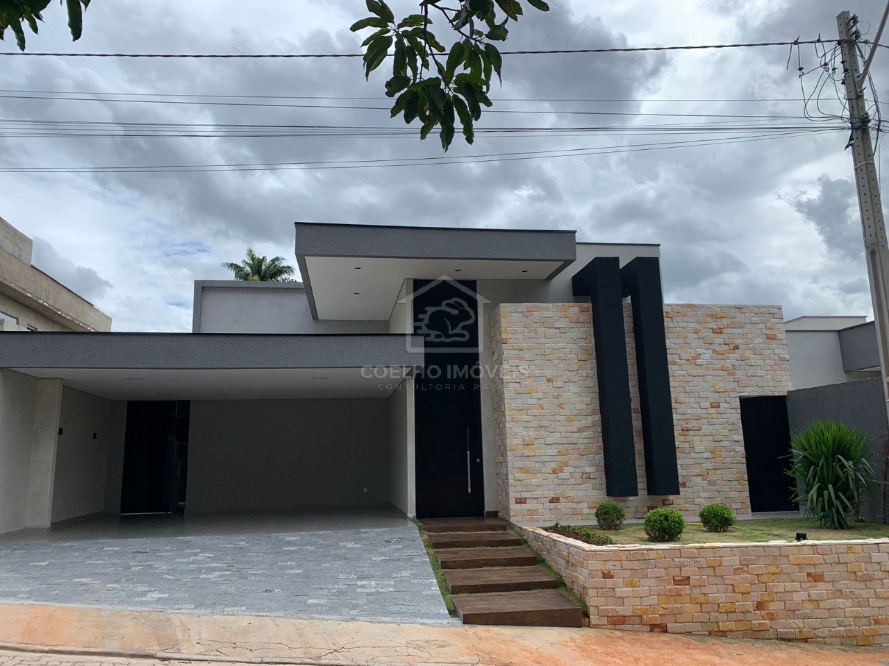 Casa à venda com 3 quartos, 260m² - Foto 5