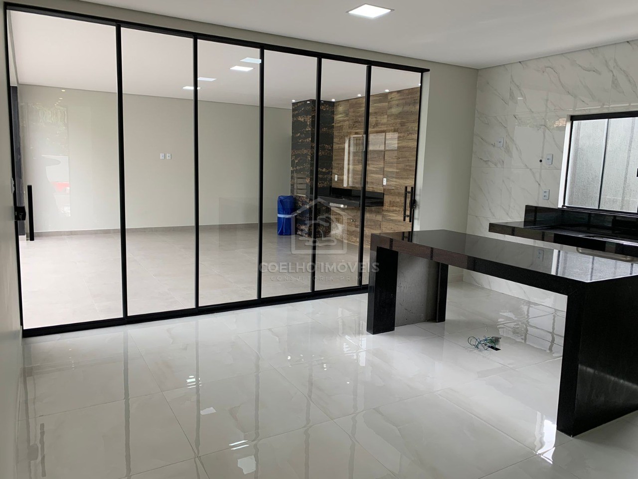 Casa à venda com 3 quartos, 260m² - Foto 11