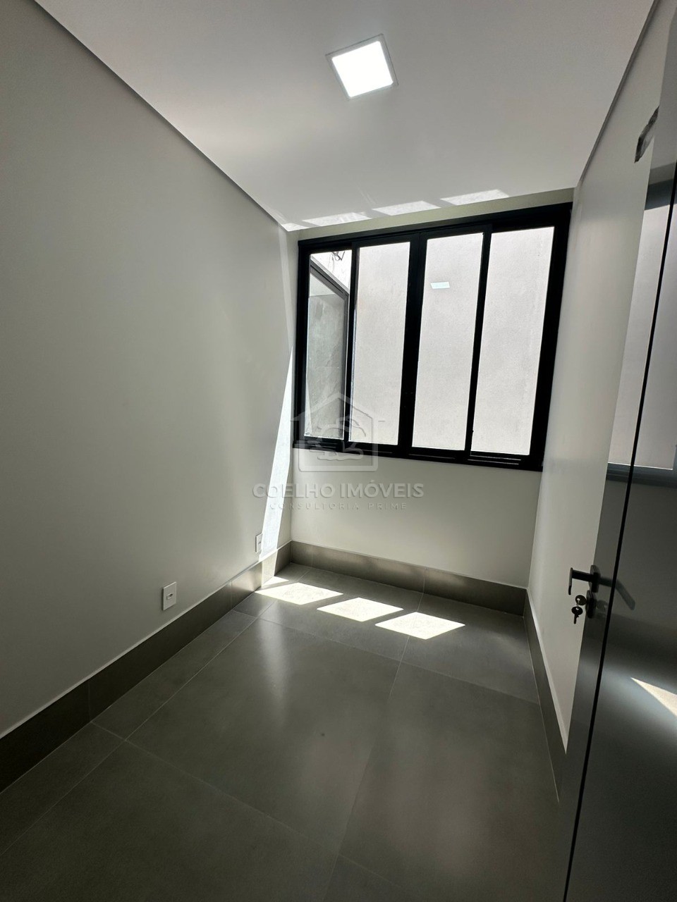 Casa à venda com 3 quartos, 400m² - Foto 11