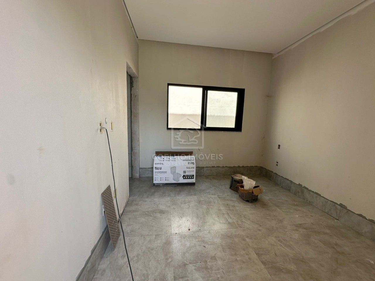 Casa à venda com 4 quartos, 300m² - Foto 3