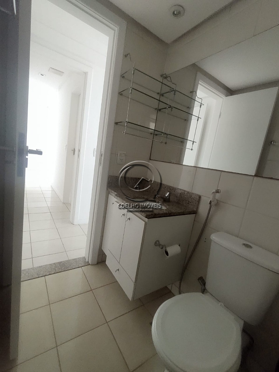 Apartamento para alugar com 3 quartos, 97m² - Foto 12