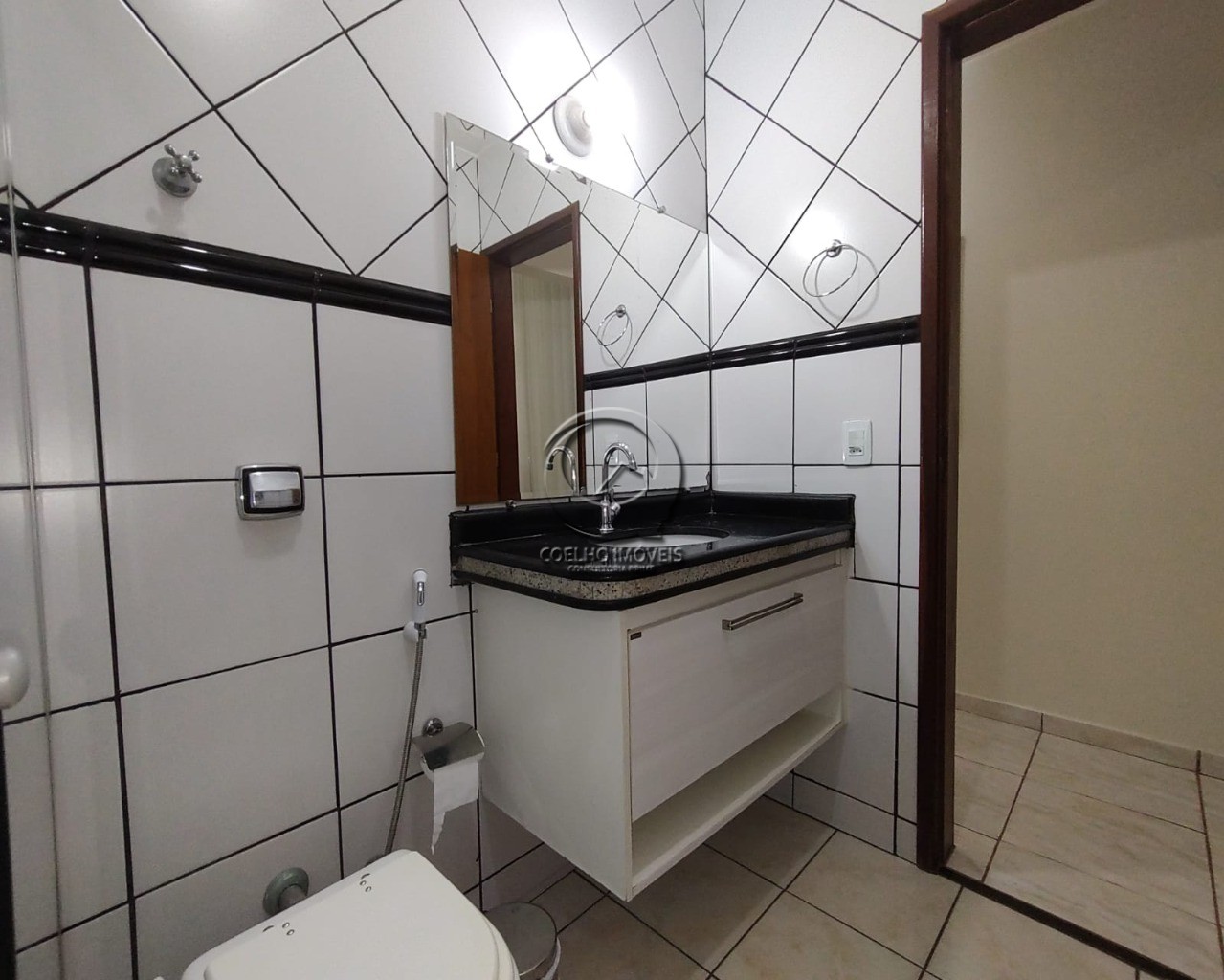 Casa para alugar com 3 quartos, 270m² - Foto 12