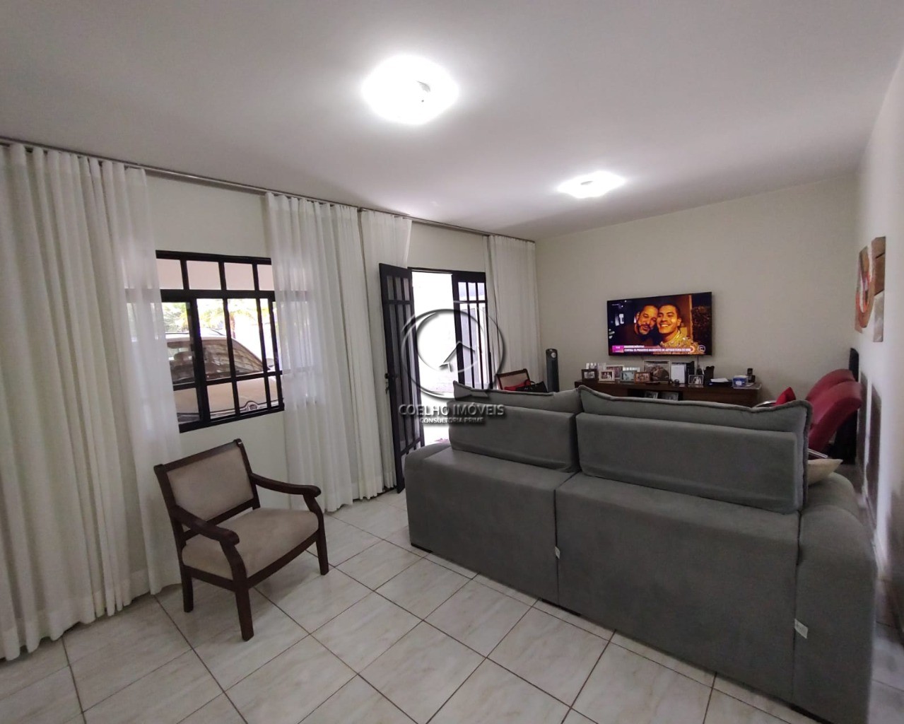 Casa para alugar com 3 quartos, 270m² - Foto 41