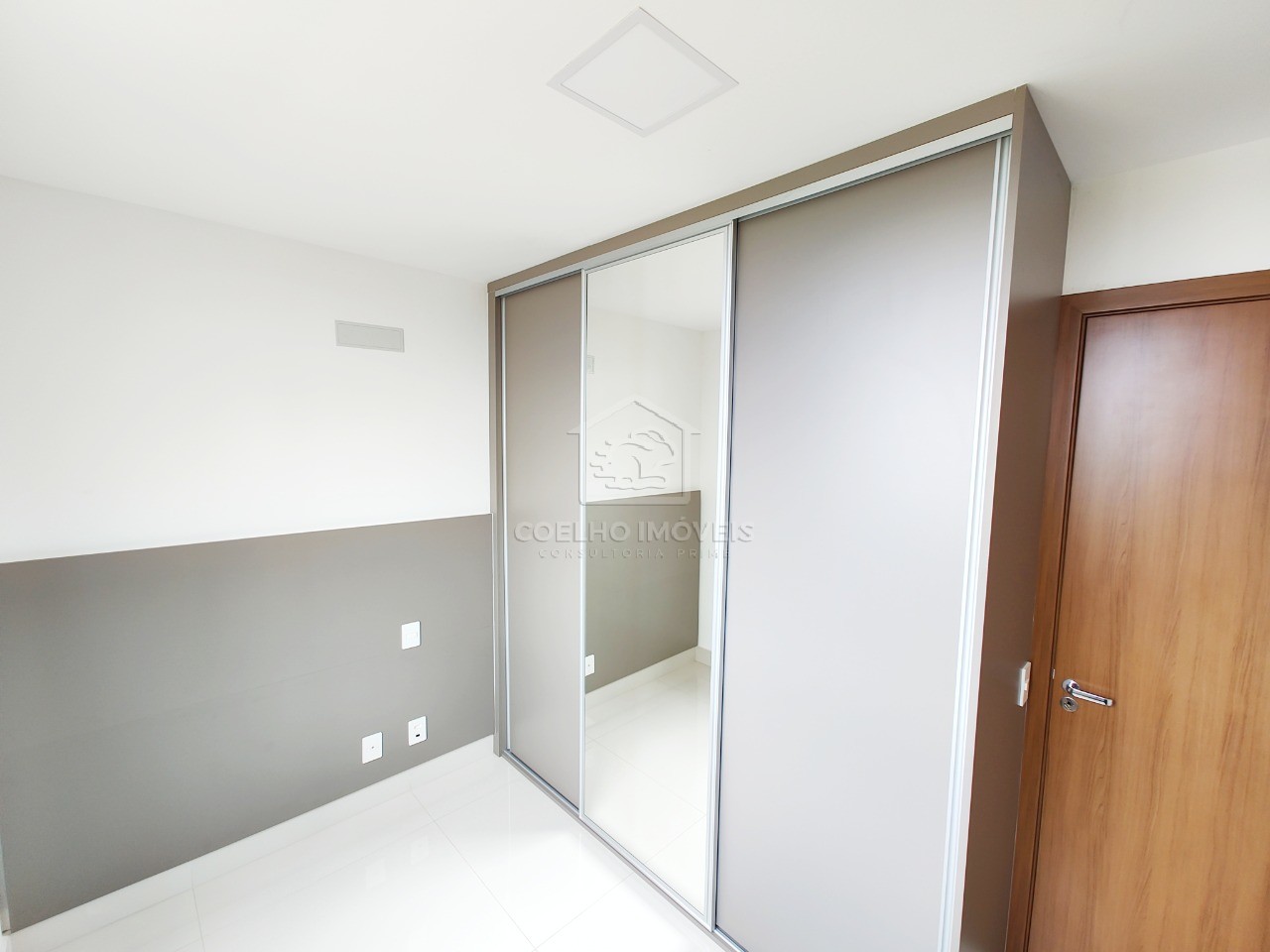 Apartamento para alugar com 2 quartos, 60m² - Foto 11