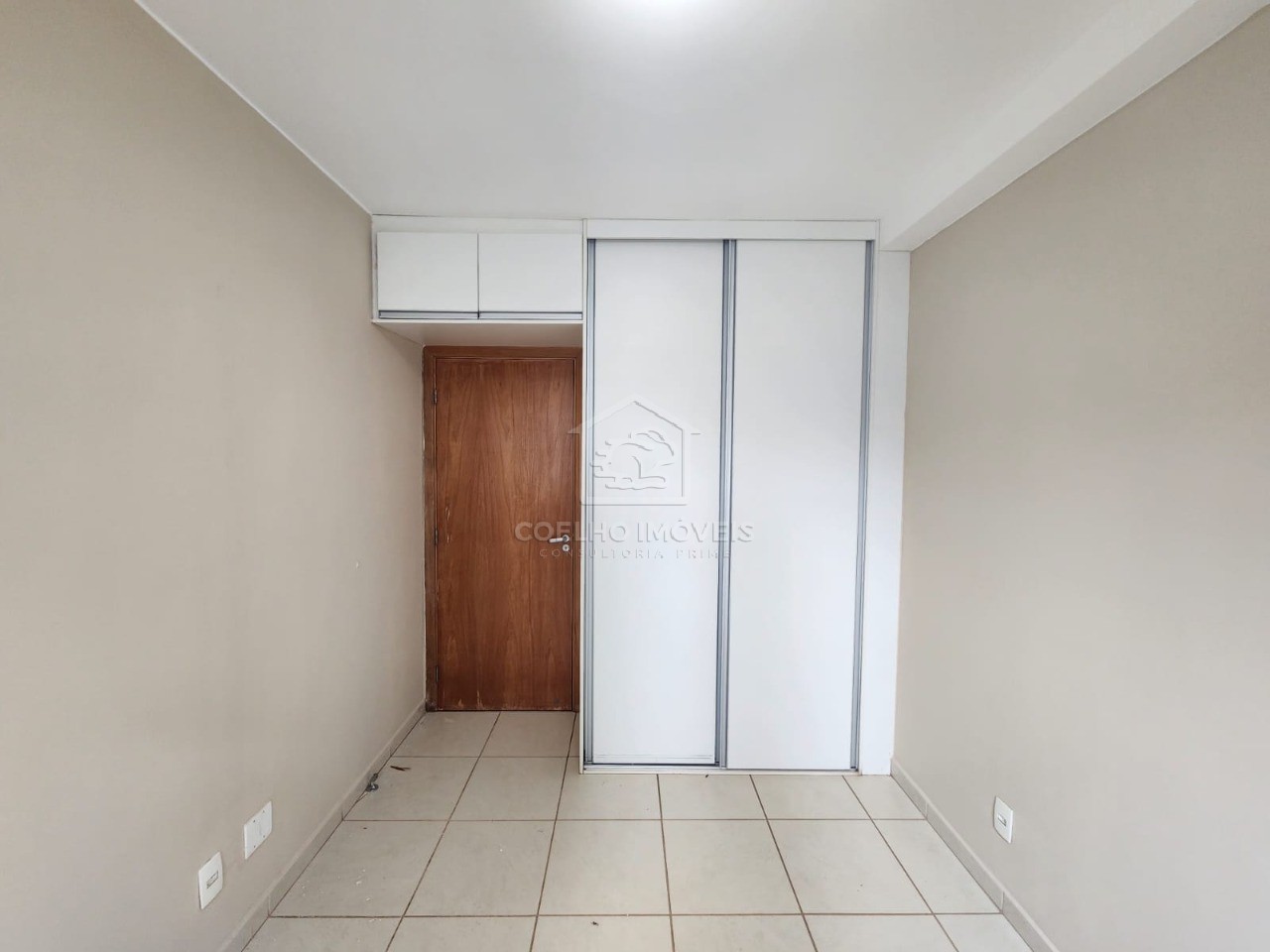 Apartamento para alugar com 2 quartos, 67m² - Foto 9