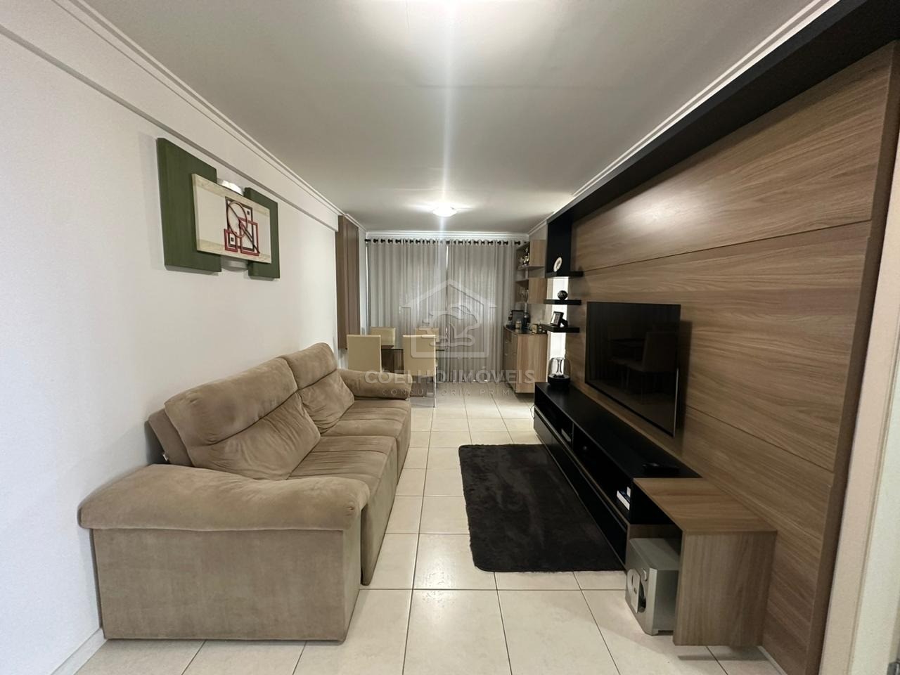 Apartamento à venda com 2 quartos, 58m² - Foto 1