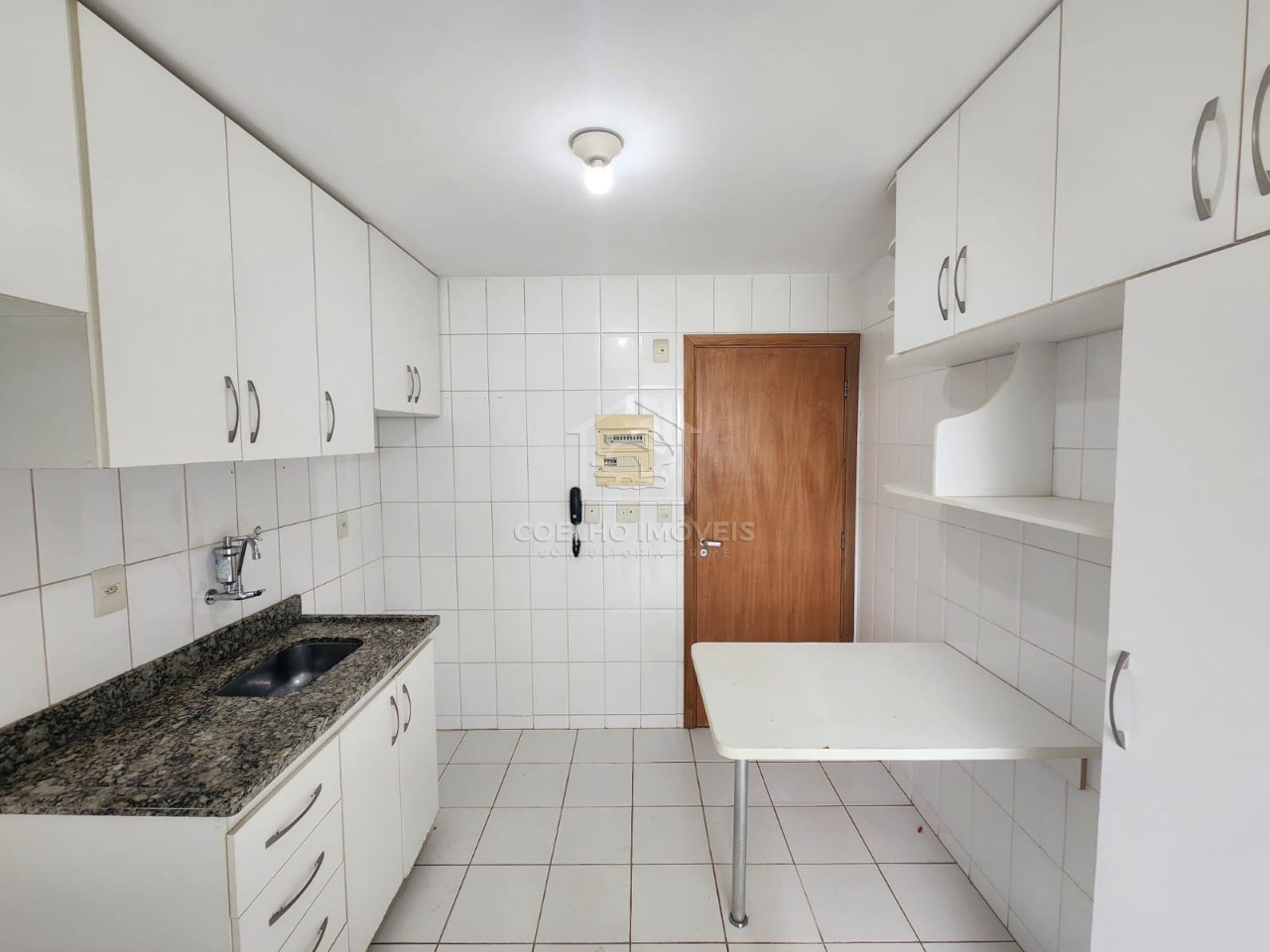 Apartamento para alugar com 2 quartos, 67m² - Foto 17