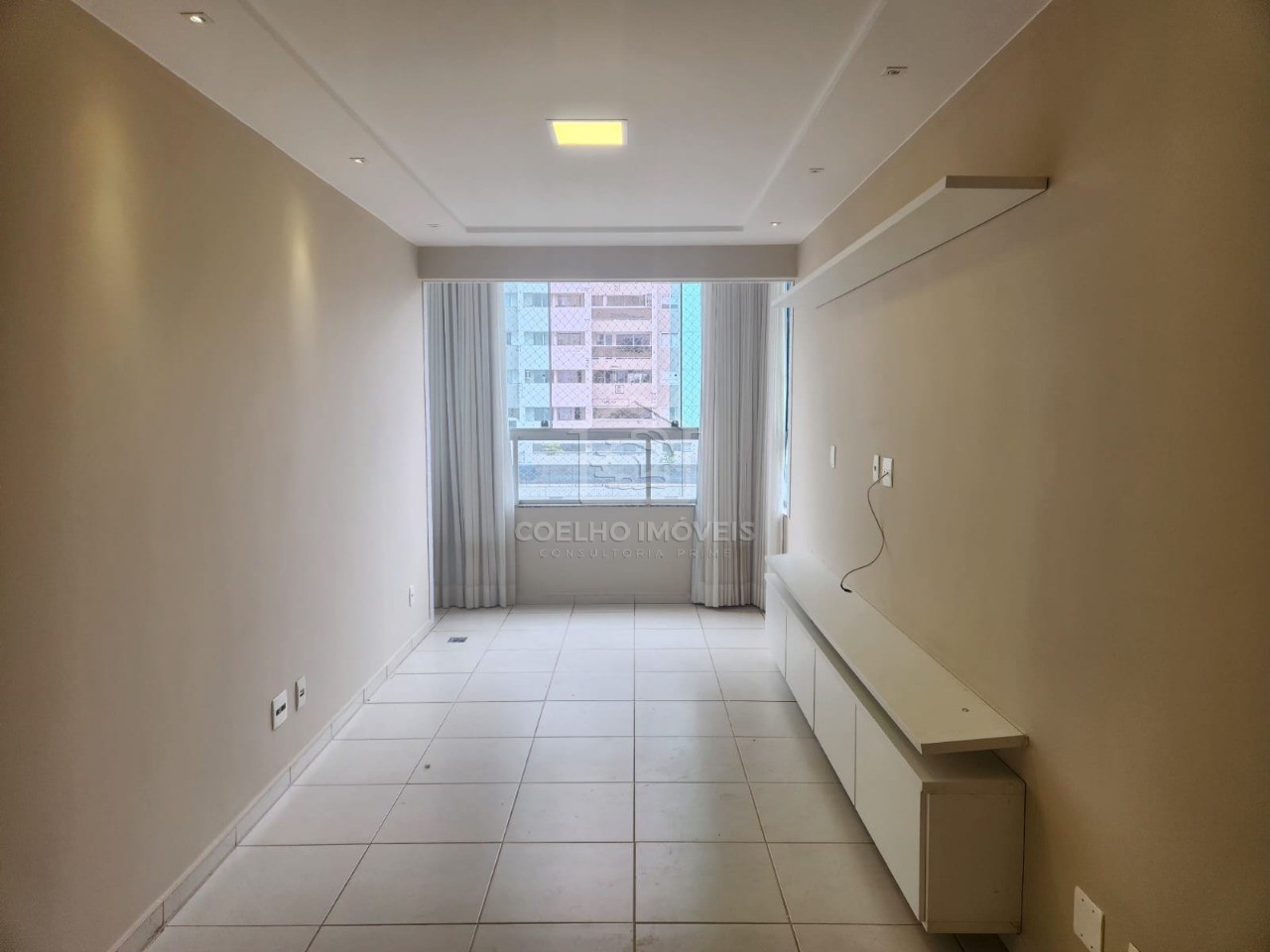 Apartamento para alugar com 2 quartos, 67m² - Foto 3