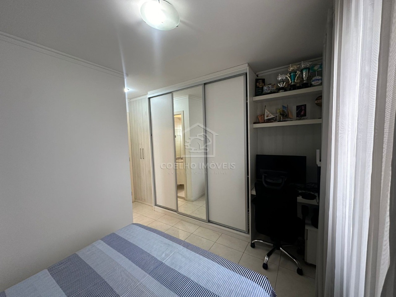 Apartamento à venda com 2 quartos, 58m² - Foto 17