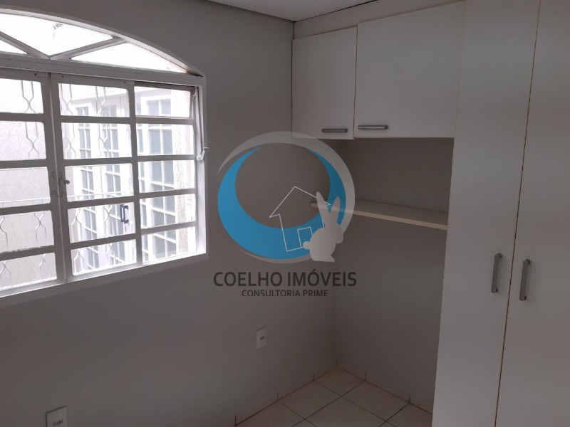 Casa para alugar com 2 quartos, 120m² - Foto 13