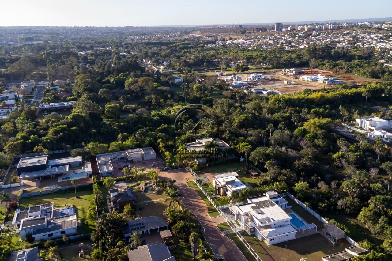 Casa à venda com 4 quartos, 1300m² - Foto 5