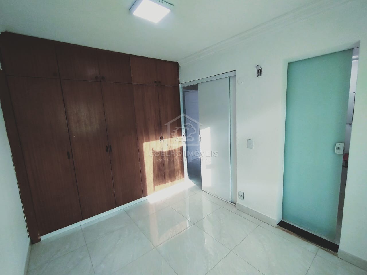 Apartamento à venda com 2 quartos, 72m² - Foto 19