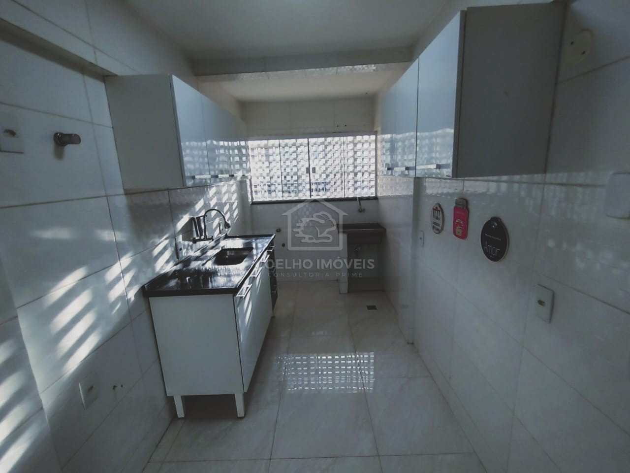 Apartamento à venda com 2 quartos, 72m² - Foto 30