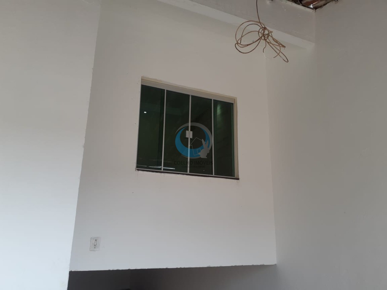 Casa para alugar com 4 quartos, 250m² - Foto 2