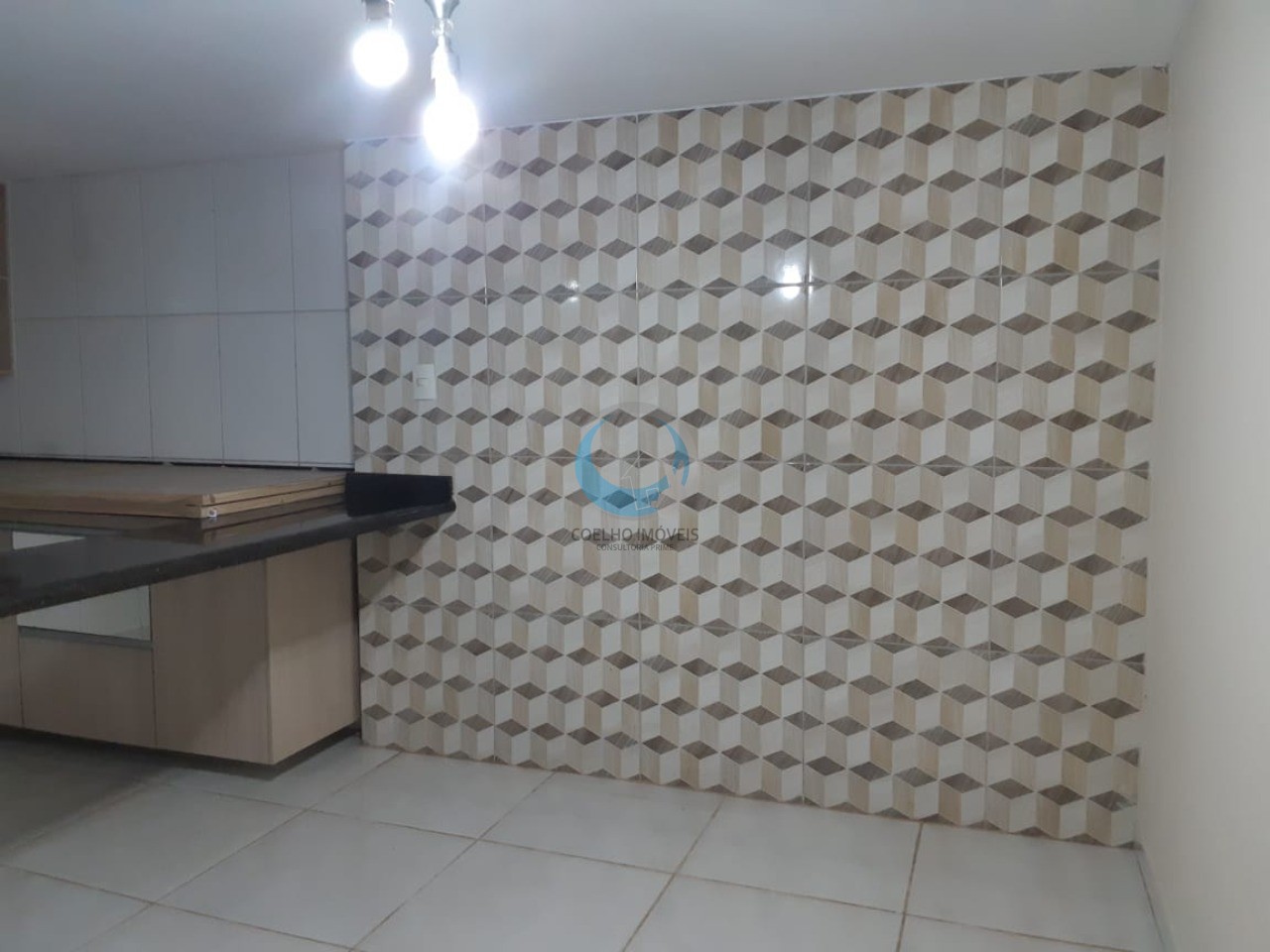 Casa para alugar com 4 quartos, 250m² - Foto 16