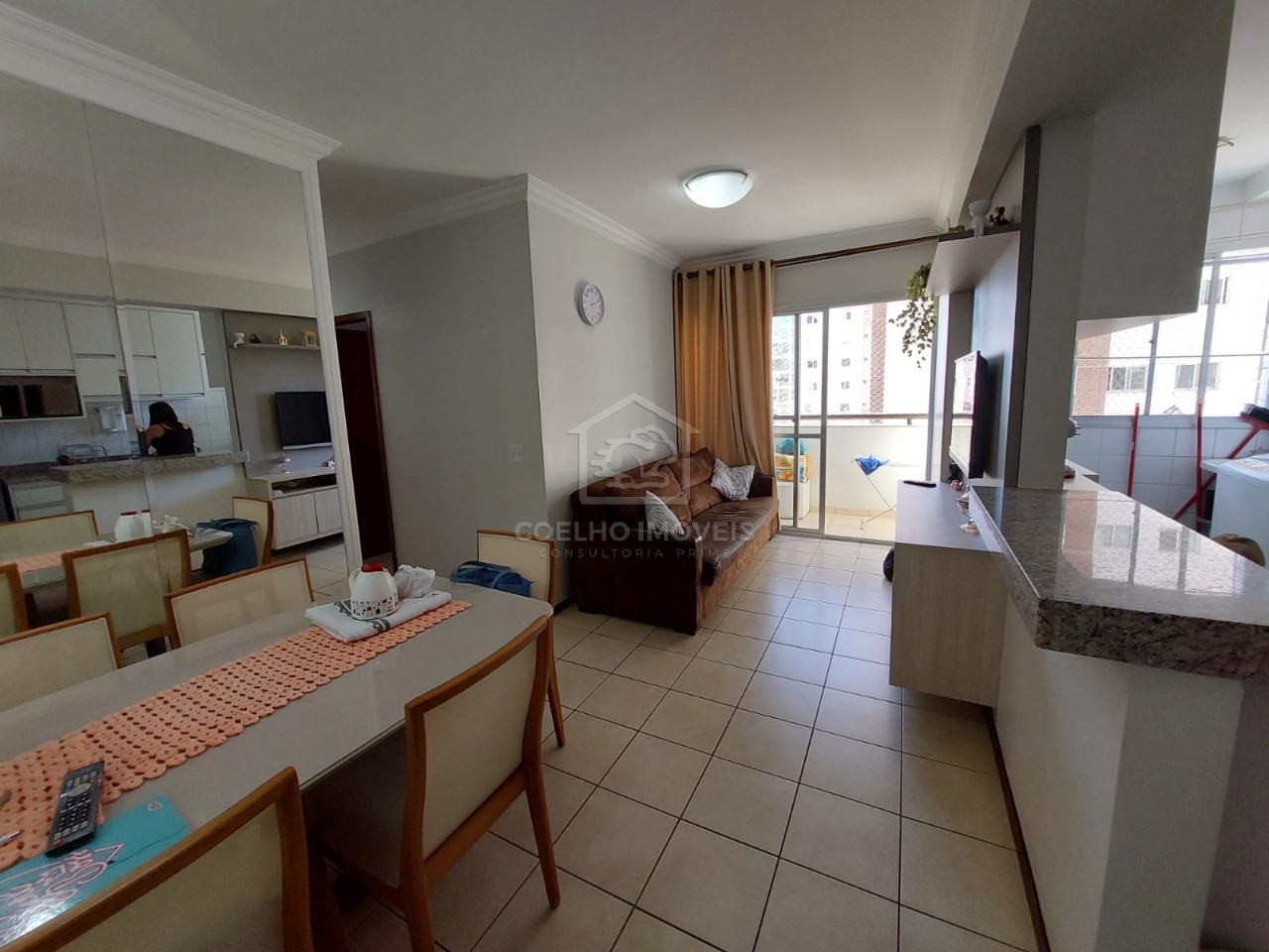 Apartamento à venda com 3 quartos, 71m² - Foto 1