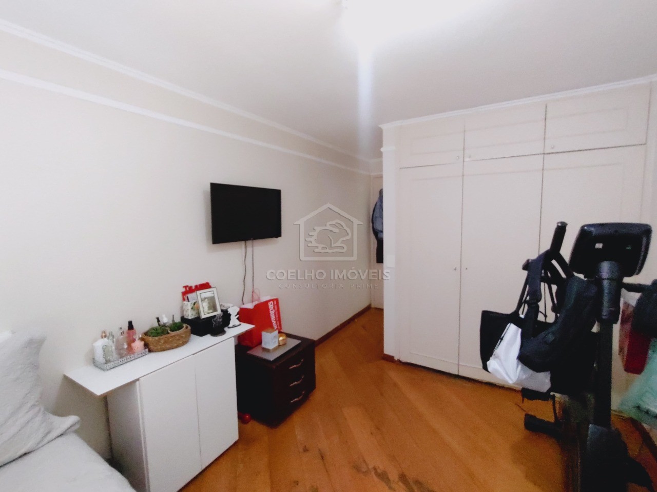 Apartamento à venda com 3 quartos, 105m² - Foto 11