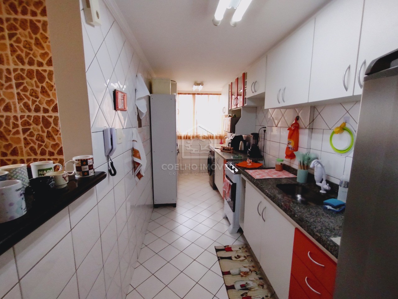 Apartamento à venda com 2 quartos, 75m² - Foto 20