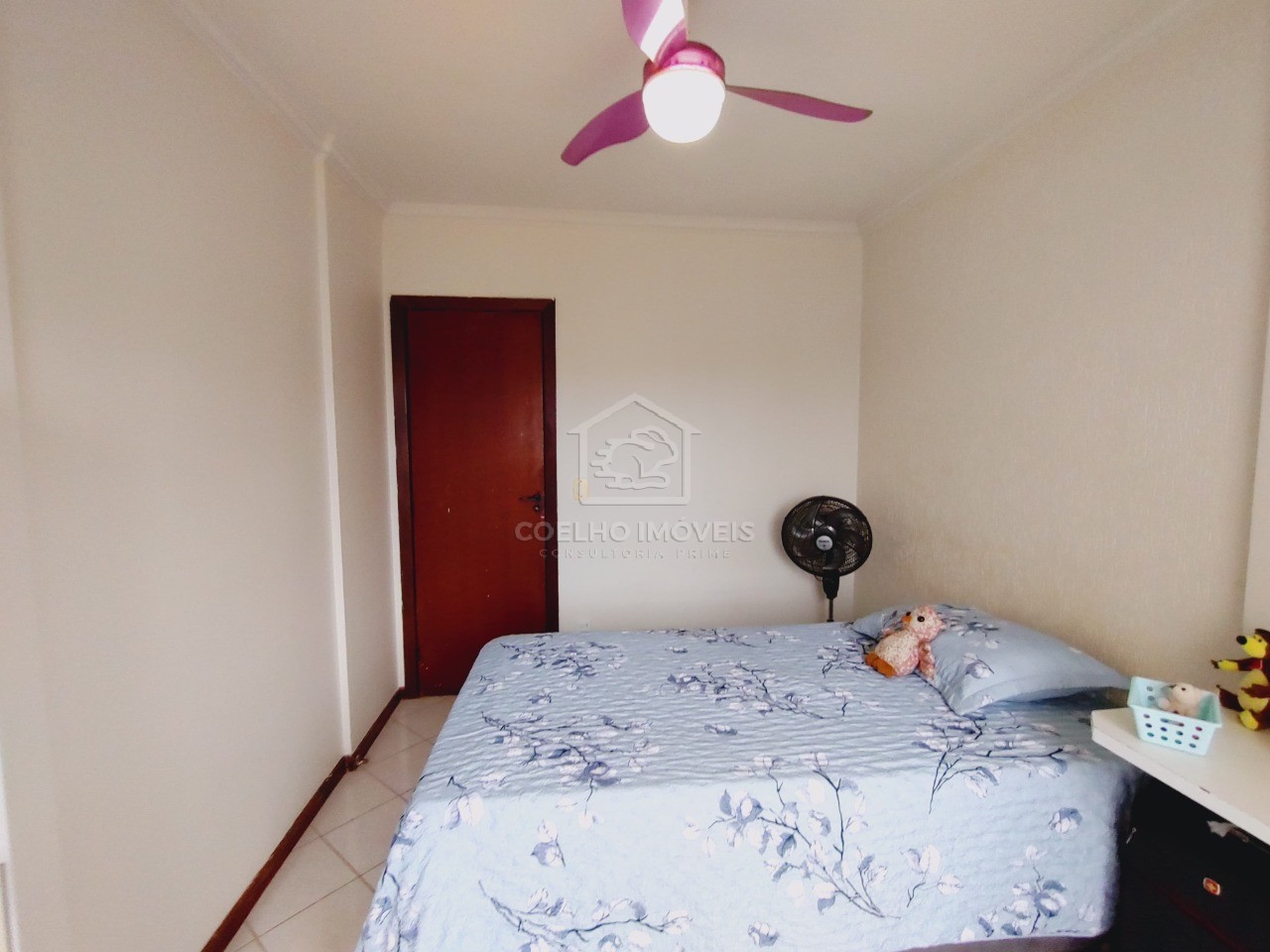 Apartamento à venda com 2 quartos, 75m² - Foto 13