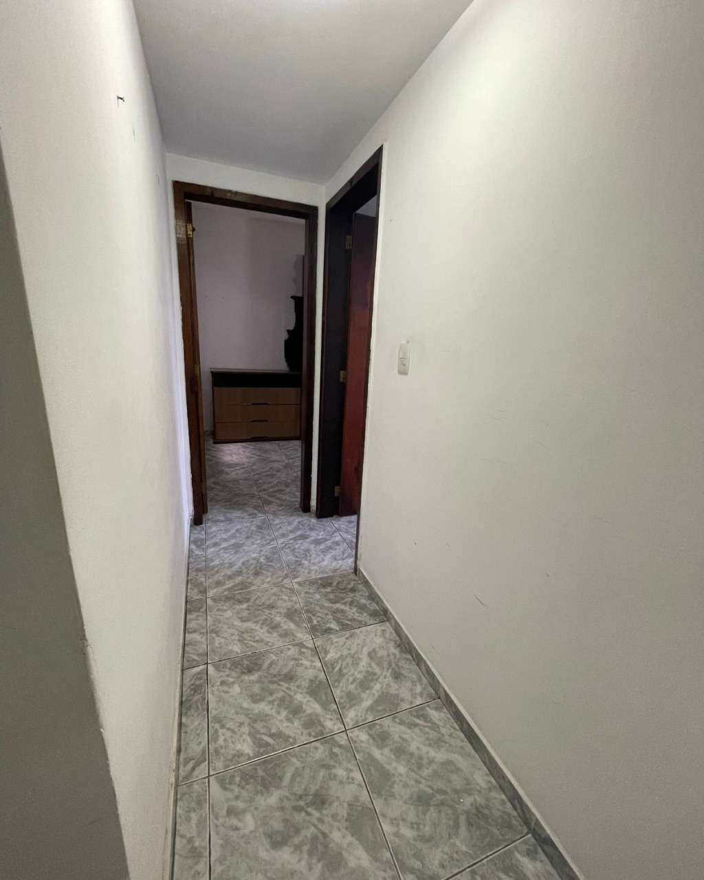 Apartamento à venda com 3 quartos, 110m² - Foto 2