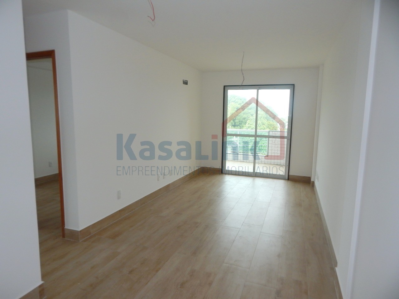 Apartamento à venda com 2 quartos, 67m² - Foto 1