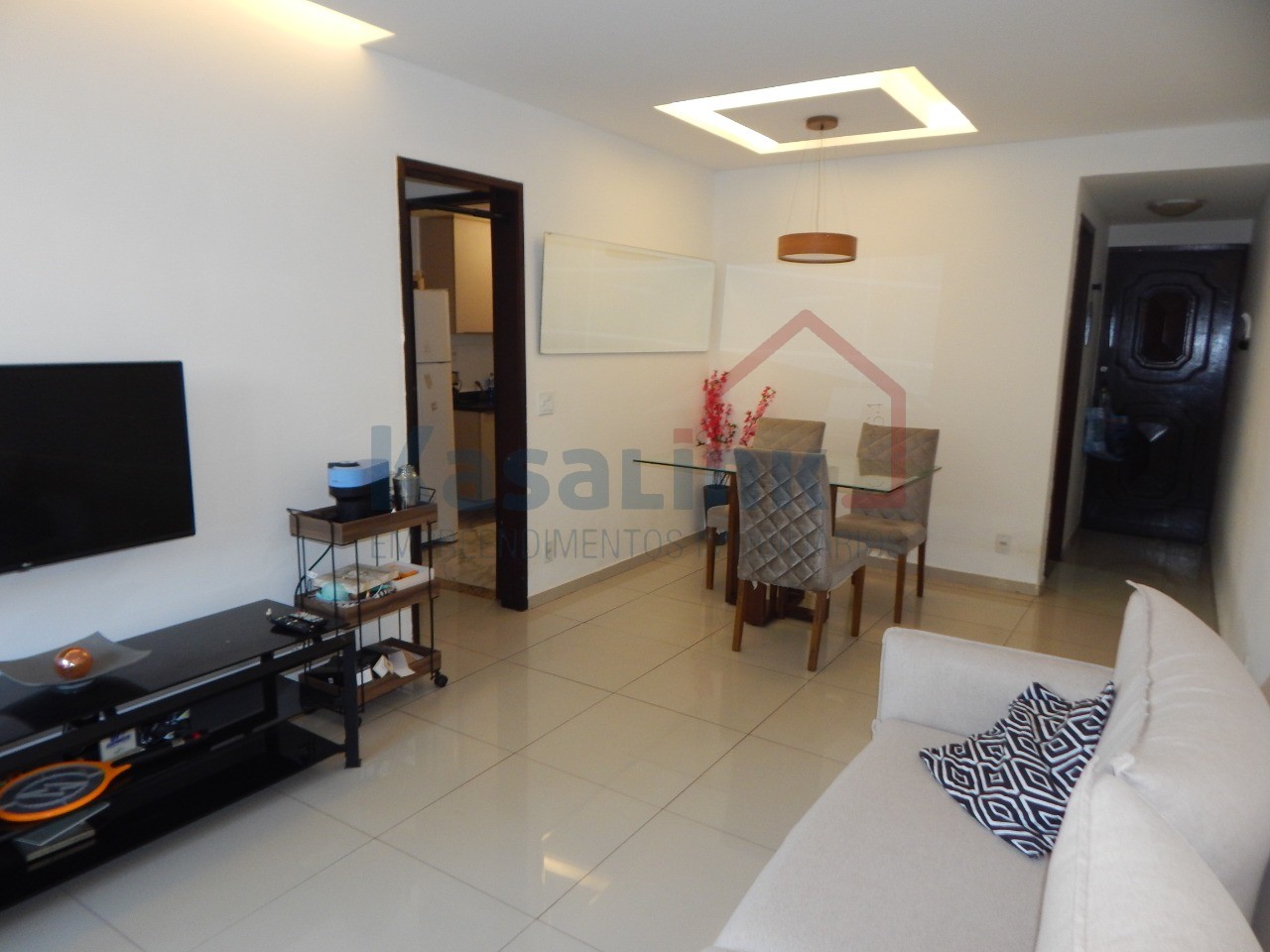 Apartamento à venda com 2 quartos, 91m² - Foto 2