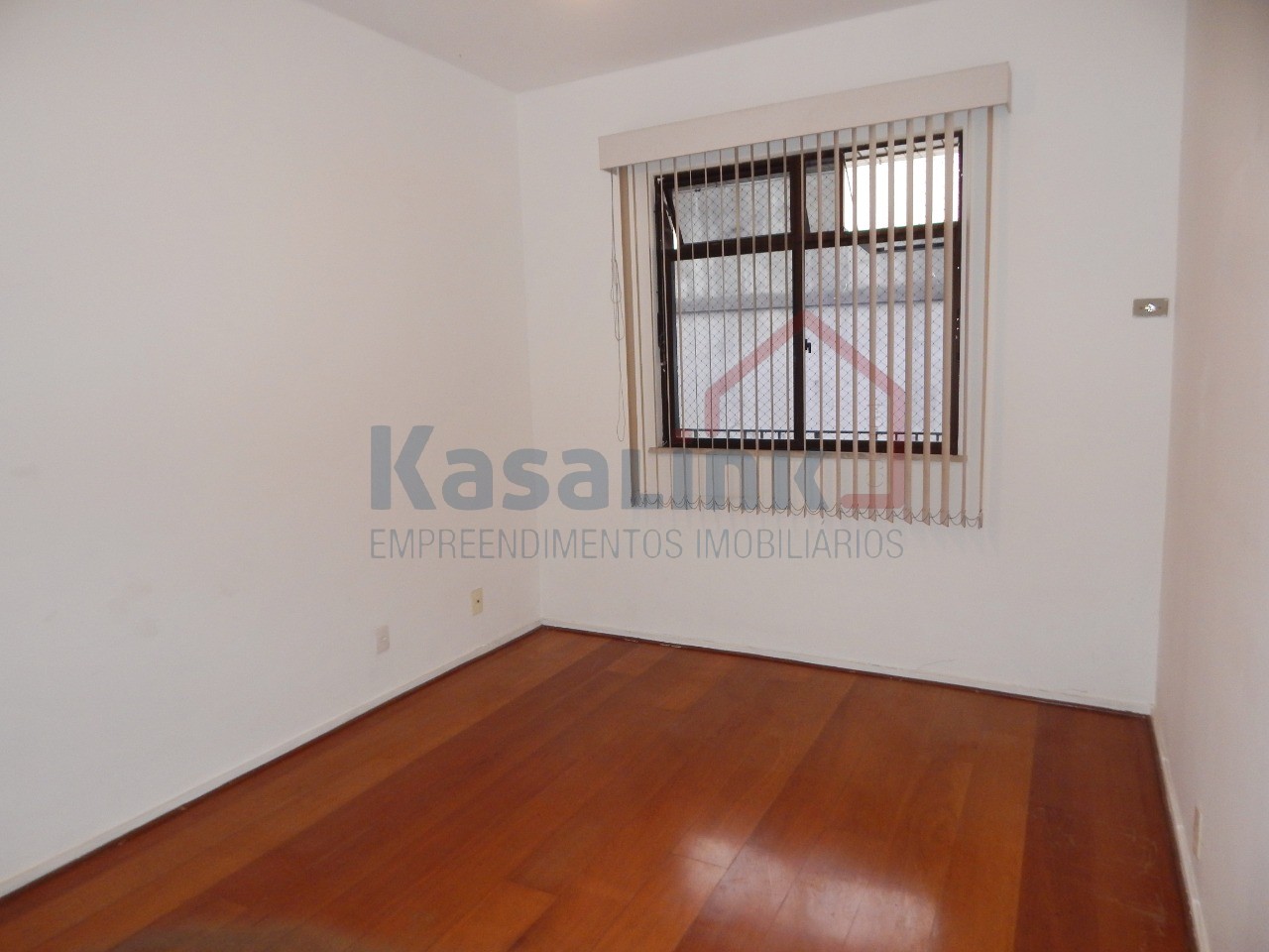 Apartamento à venda com 4 quartos, 220m² - Foto 5