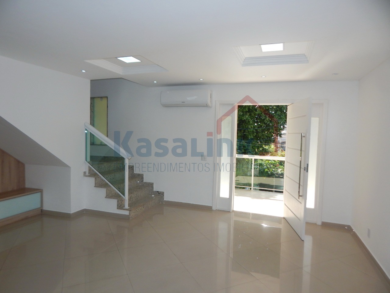 Casa à venda com 4 quartos, 330m² - Foto 19