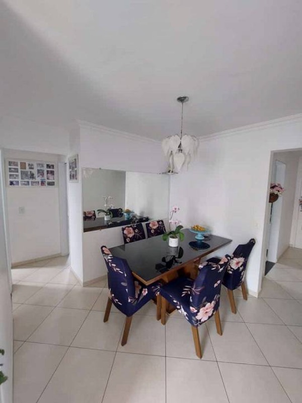 Apartamento à venda com 2 quartos, 54m² - Foto 3