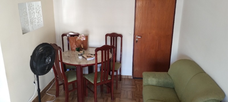 Apartamento à venda com 2 quartos, 66m² - Foto 2