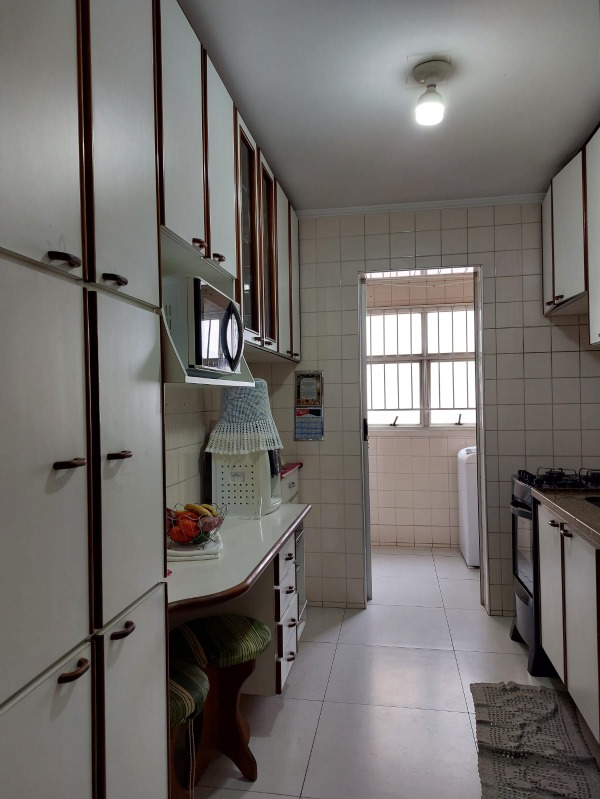 Apartamento à venda com 3 quartos, 72m² - Foto 13