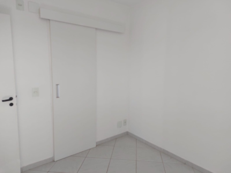 Apartamento para alugar com 3 quartos, 82m² - Foto 18