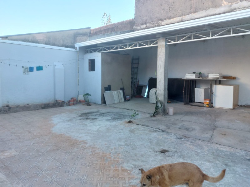 Casa à venda com 3 quartos, 300m² - Foto 28