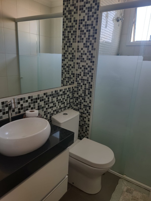 Apartamento à venda com 2 quartos, 60m² - Foto 22