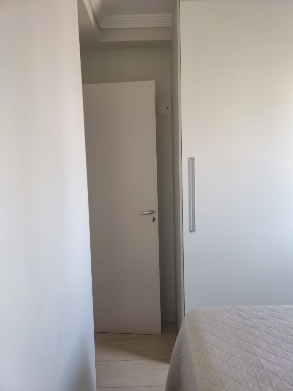 Apartamento à venda com 2 quartos, 60m² - Foto 12