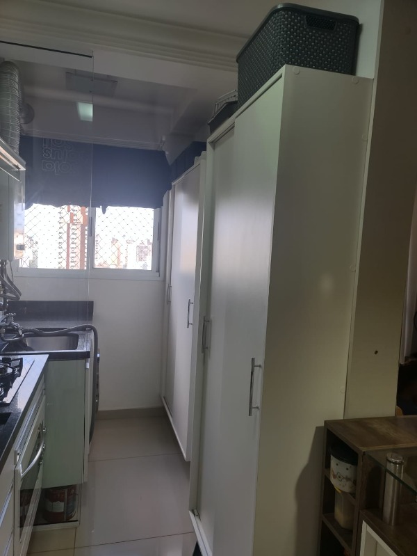 Apartamento à venda com 2 quartos, 60m² - Foto 29