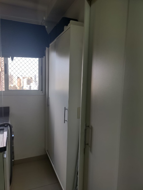 Apartamento à venda com 2 quartos, 60m² - Foto 32