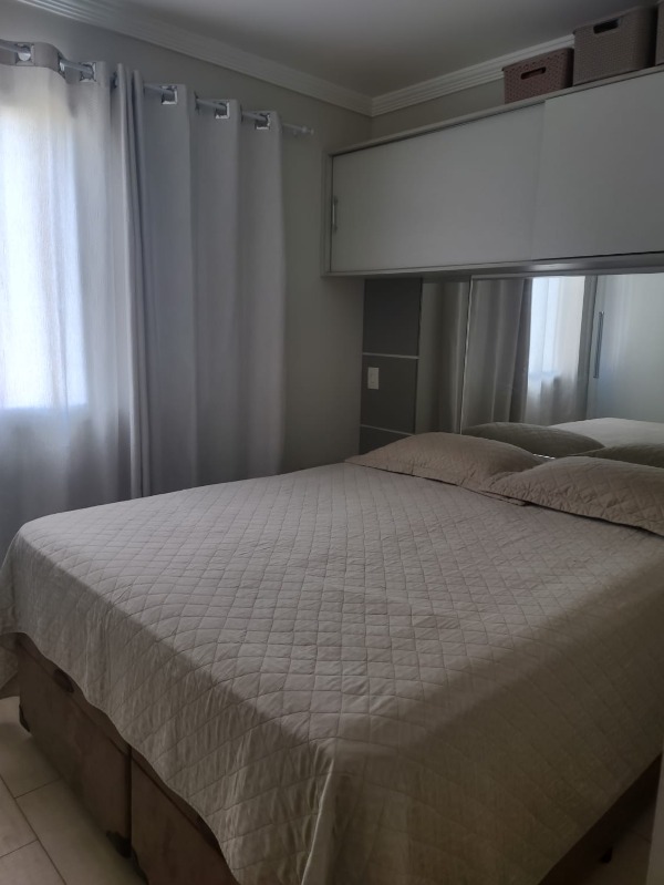 Apartamento à venda com 2 quartos, 60m² - Foto 17