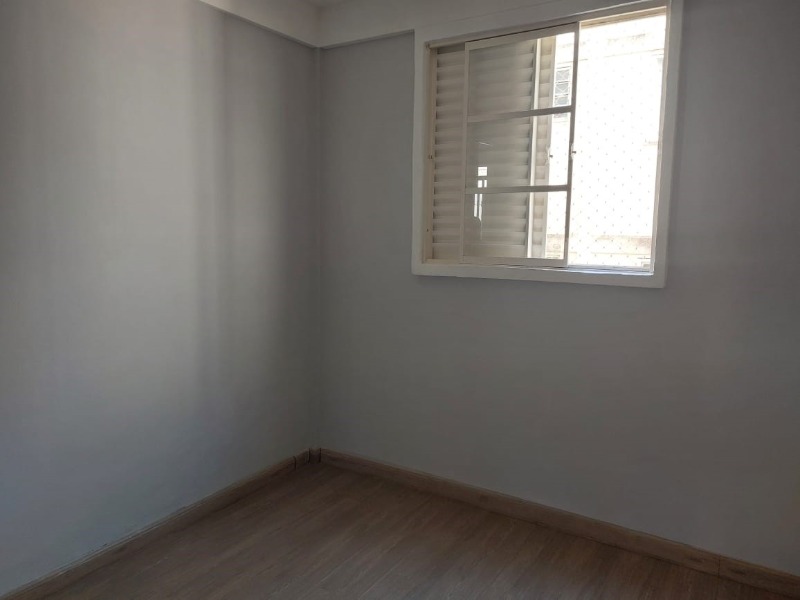 Apartamento para alugar com 2 quartos, 57m² - Foto 6