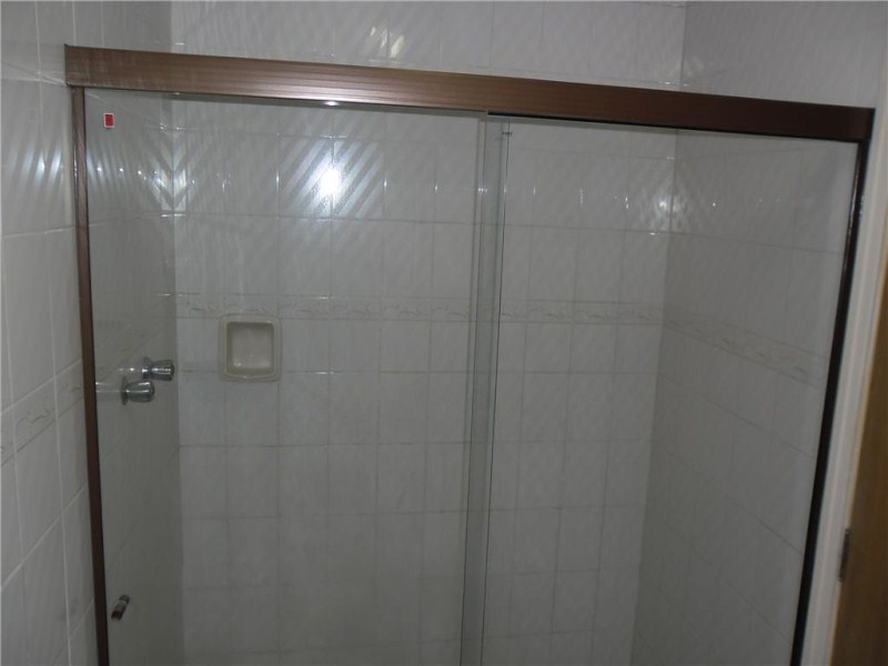 Apartamento à venda com 3 quartos, 97m² - Foto 4