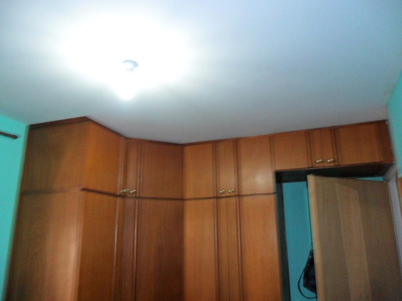 Apartamento à venda com 2 quartos, 58m² - Foto 2