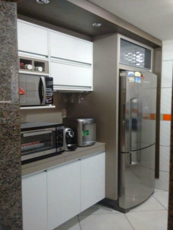 Apartamento à venda com 3 quartos, 82m² - Foto 2