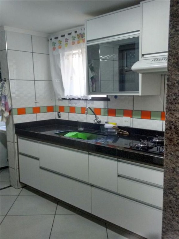 Apartamento à venda com 3 quartos, 82m² - Foto 3