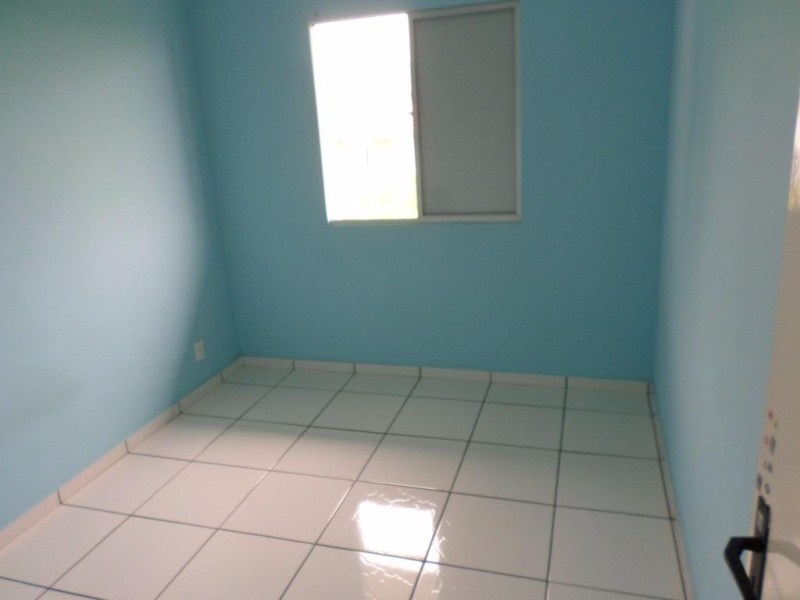 Apartamento à venda com 2 quartos, 70m² - Foto 9