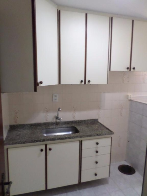 Apartamento à venda com 2 quartos, 56m² - Foto 3