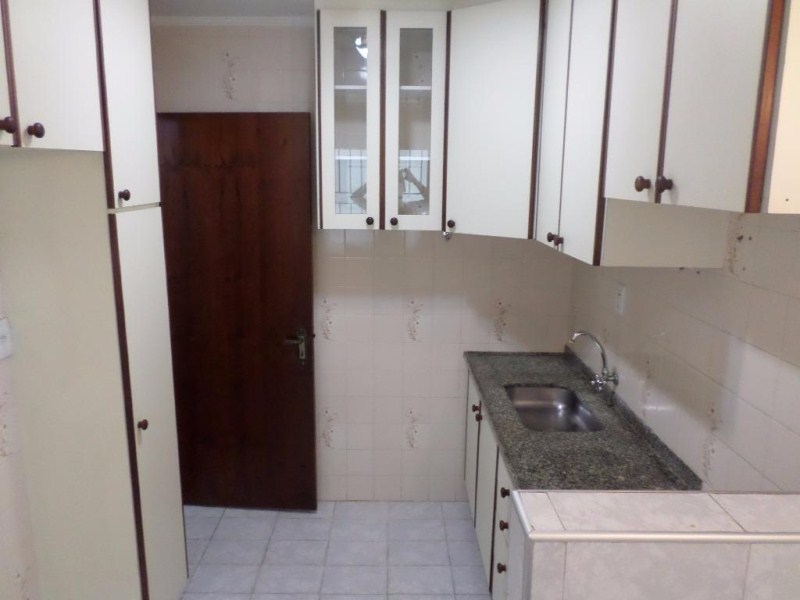 Apartamento à venda com 2 quartos, 56m² - Foto 4